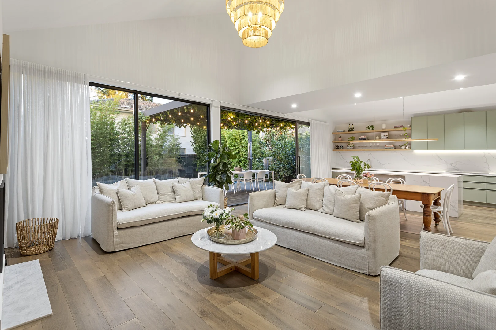 Additional image 5 of 33 Almond Street, Caulfield South VIC 3162