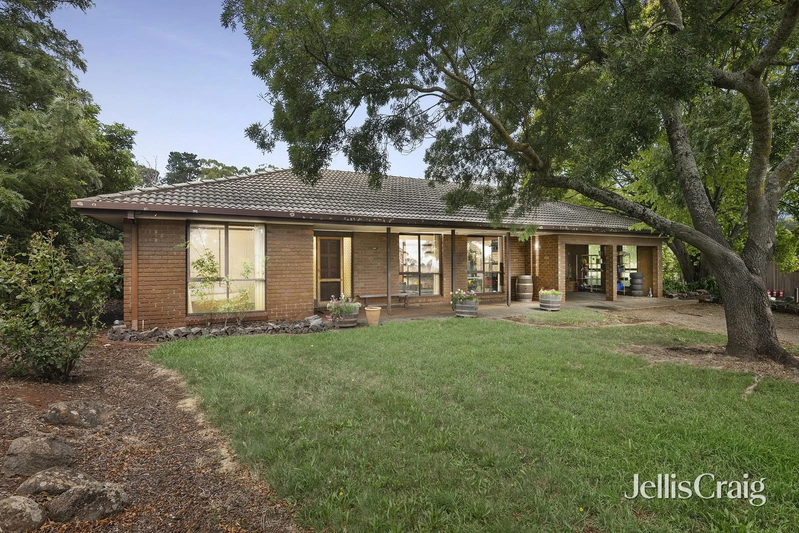 56 Monbulk-Seville Road, Seville VIC 3139
