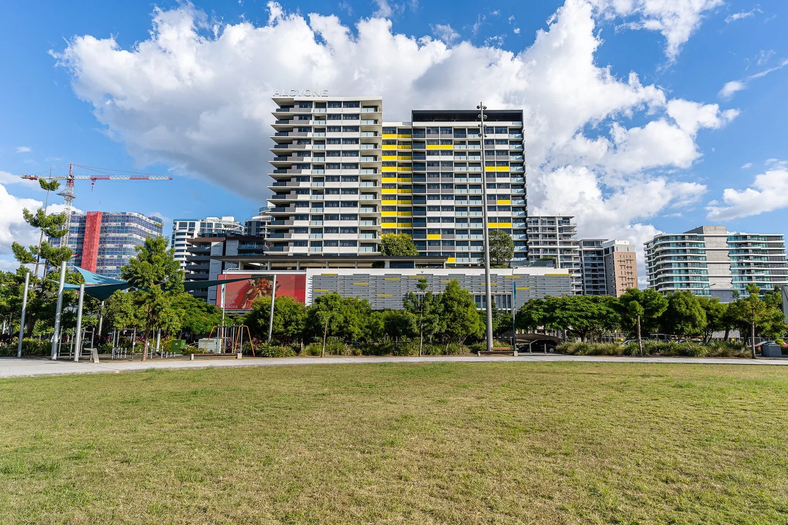 1007/35 Hercuels St, Hamilton QLD 4007