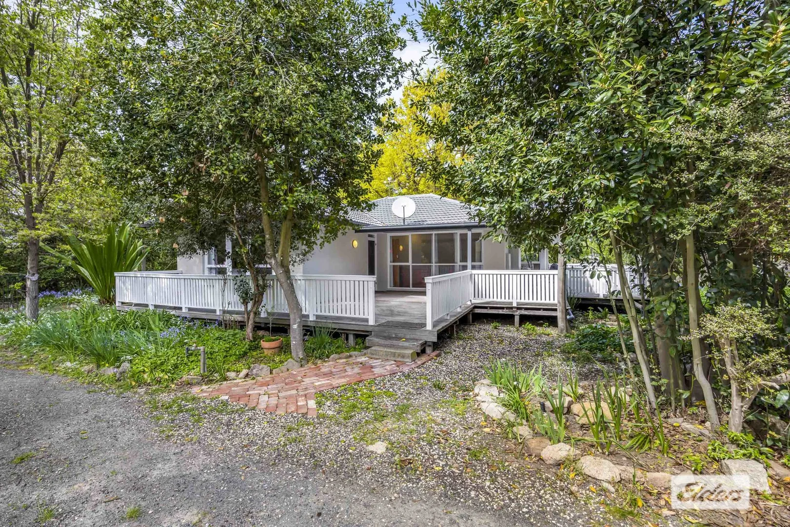 180 Mount Cole Road, Warrak VIC 3377 photo 2