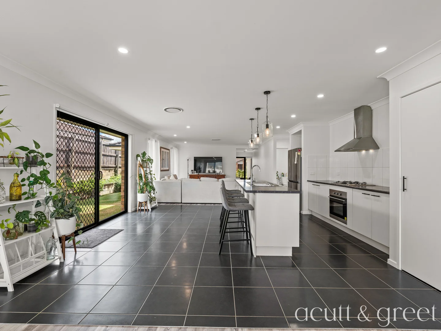 Additional image 6 of 45 Peregrine Drive, Lowood QLD 4311
