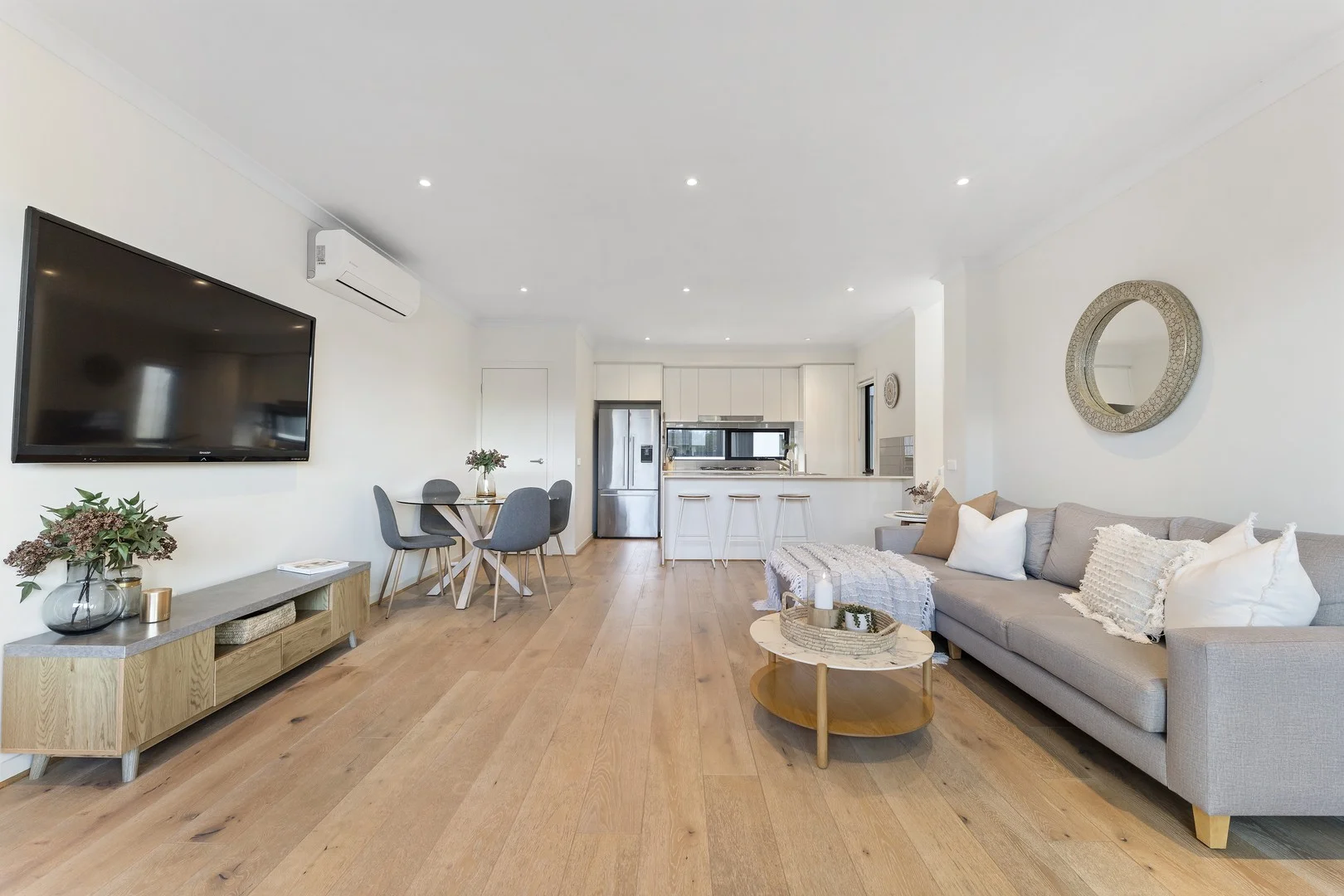 8/76 Collins Street, Mentone VIC 3194