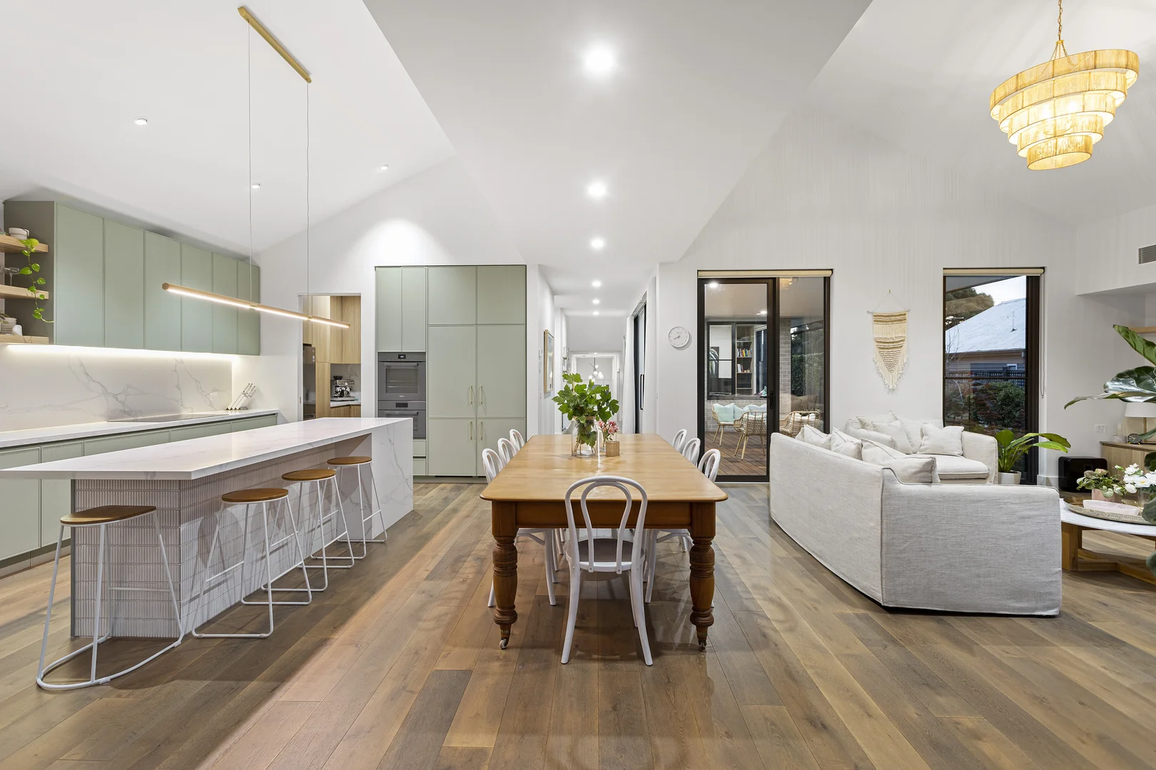 Additional image 3 of 33 Almond Street, Caulfield South VIC 3162