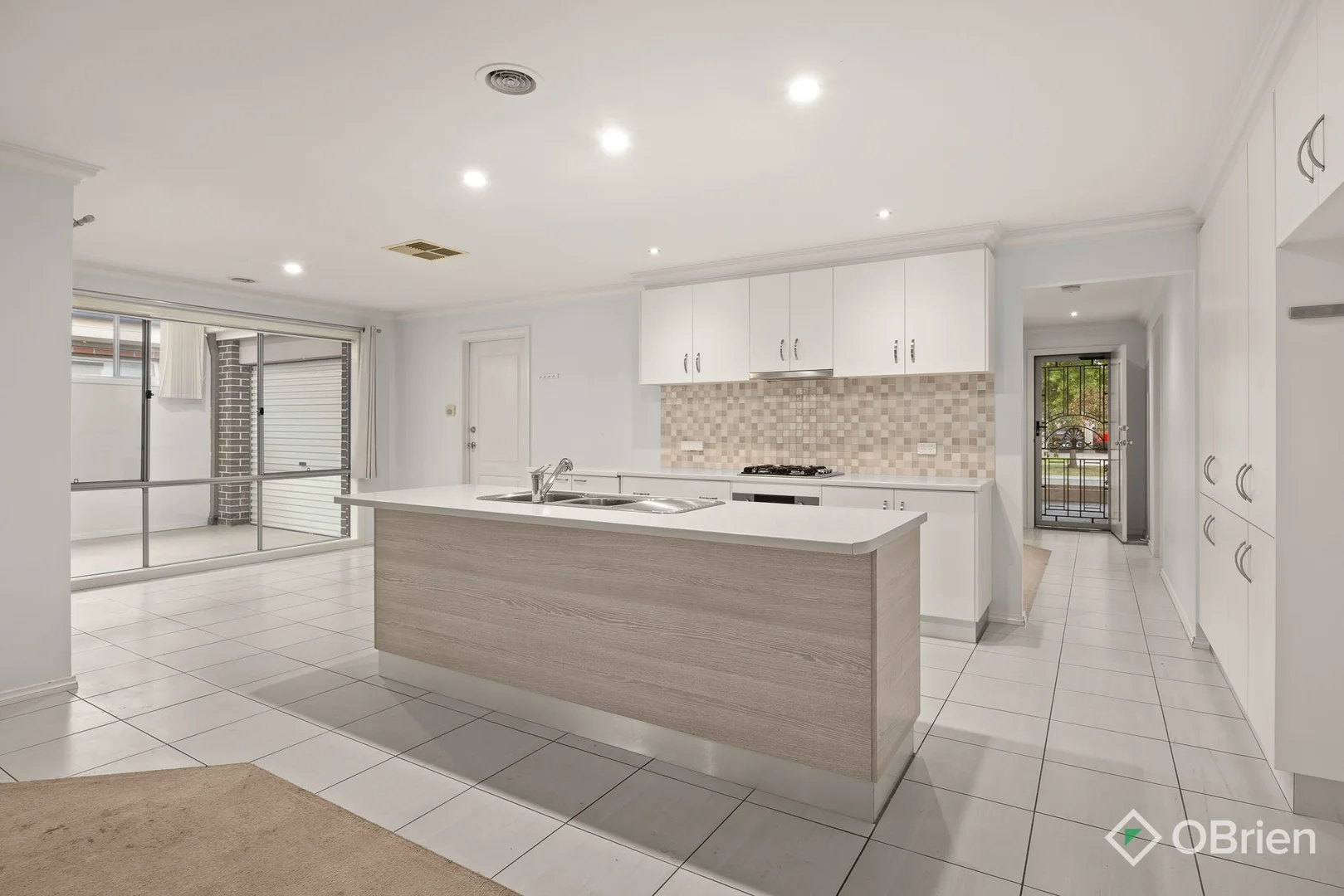 Additional image 3 of 47 Mountainview Boulevard, Cranbourne North VIC 3977