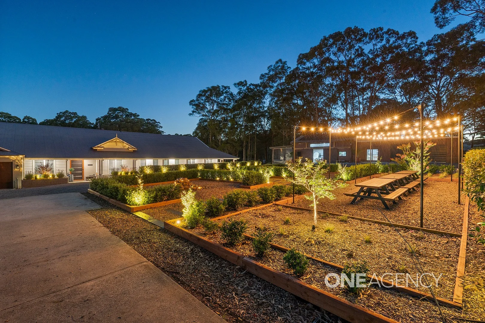 240 Albatross Road, Nowra Hill NSW 2540