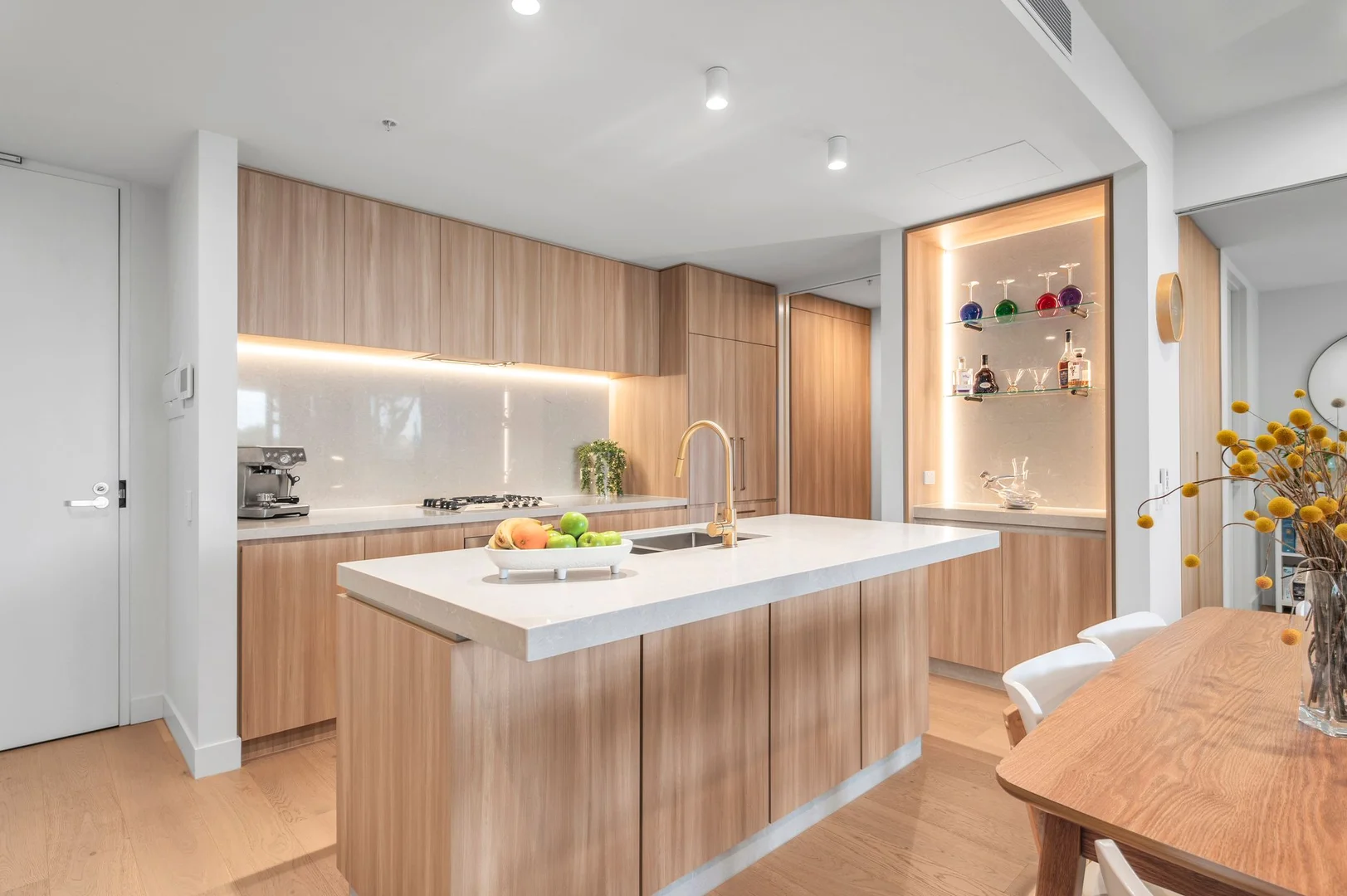 Additional image 2 of 208/1 Plowman Place, Frankston VIC 3199