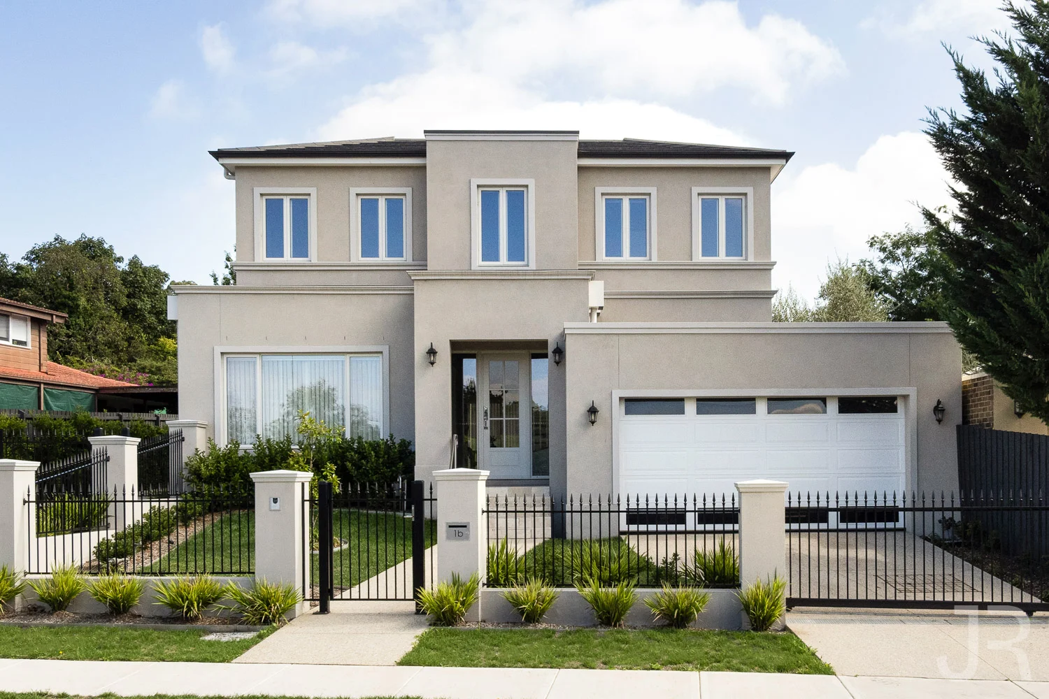1B Russel Avenue, Berwick VIC 3806