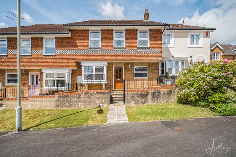 Heneage Drive, West Cross, Swansea SA3