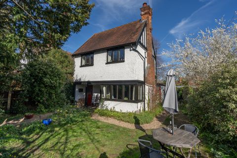 Thunder Lane, Thorpe St. Andrew, Norwich NR7