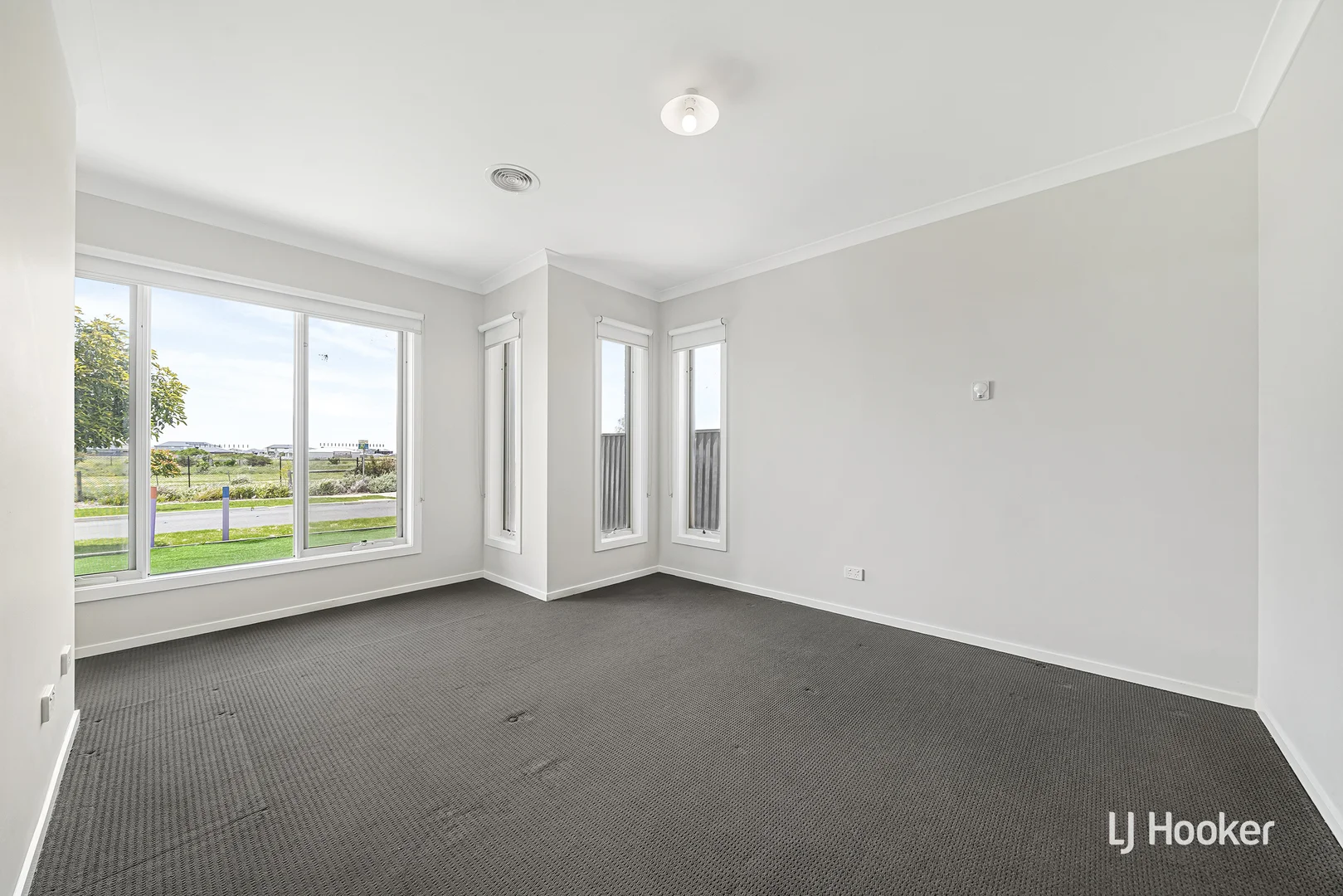 58 Leo Avenue, Tarneit VIC 3029 photo 2