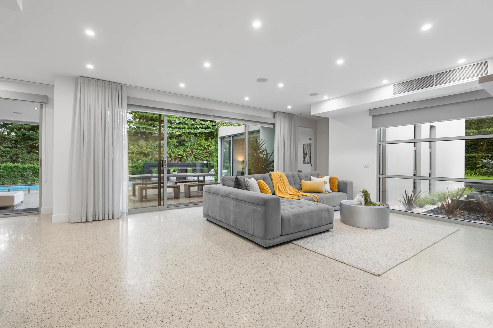 Additional image 5 of 35 Knees Road, Park Orchards VIC 3114