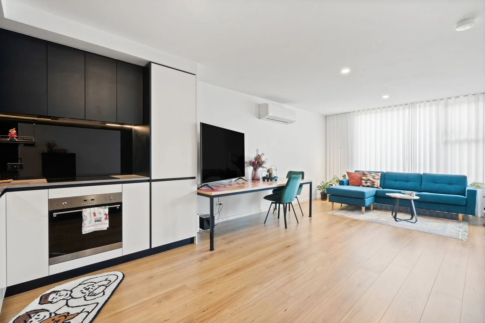 613/19 Challis Street, Dickson ACT 2602 photo 4