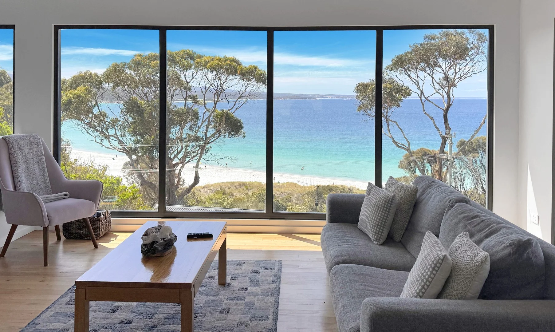 74a Main Road, Binalong Bay TAS 7216