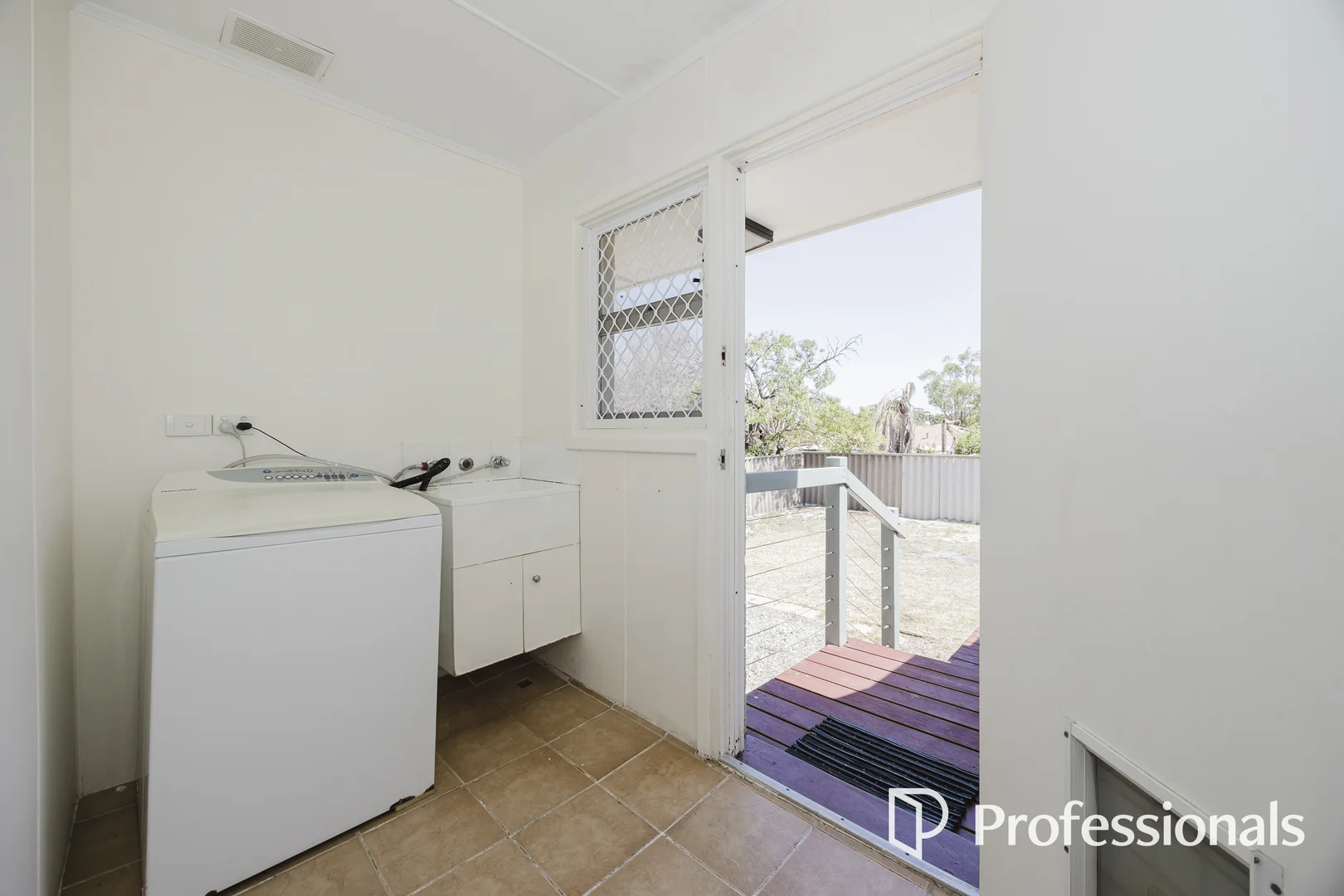 Additional image 10 of 23A Pointer Way, Girrawheen WA 6064