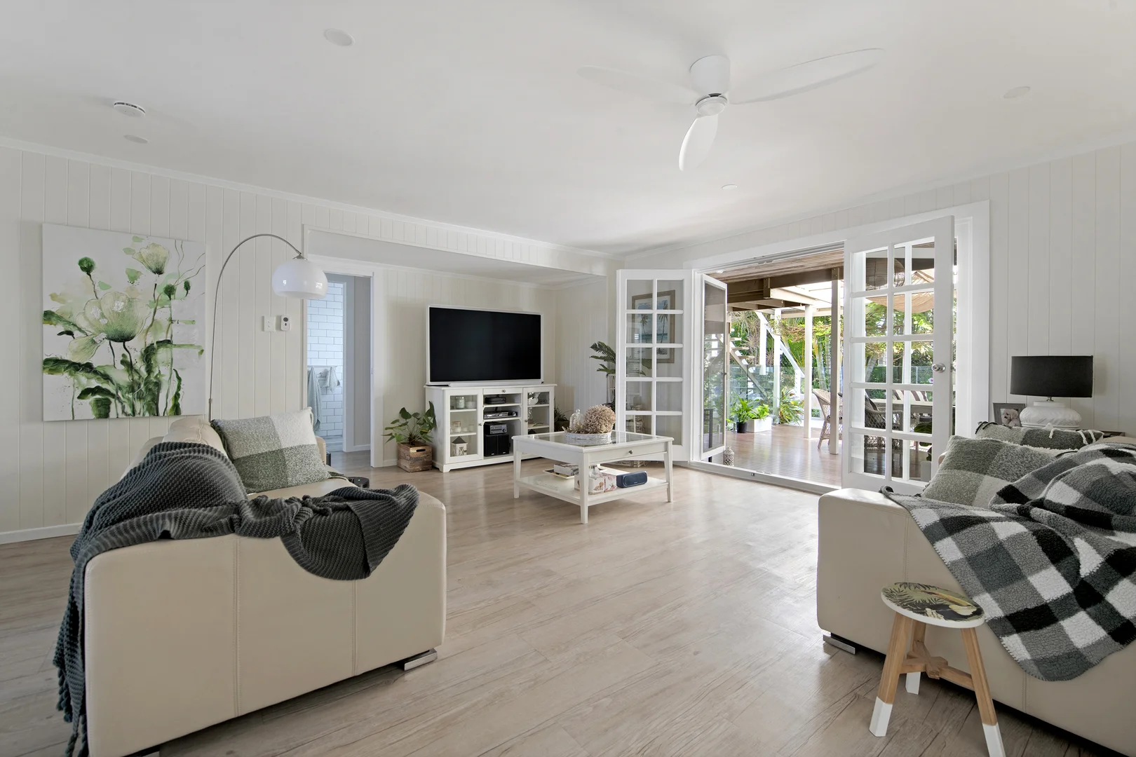 Additional image 8 of 32 Wilson Street, Labrador QLD 4215