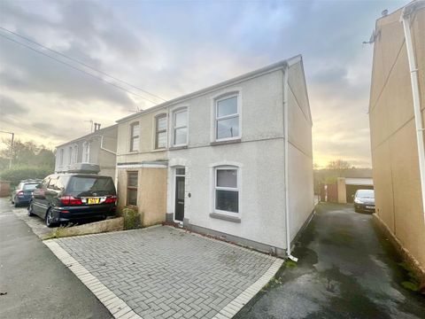 Goetre Fawr Road, Killay, Swansea SA2