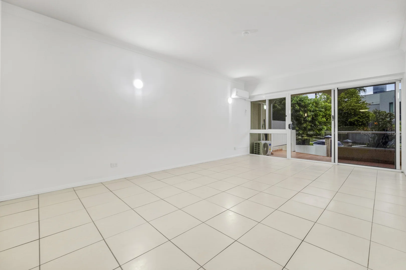 Additional image 3 of 2/236 River Terrace, Kangaroo Point QLD 4169