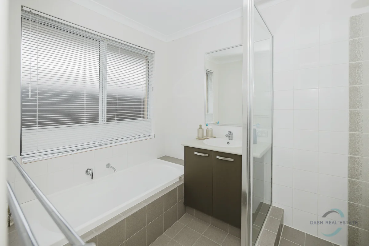 Additional image 19 of 68 Leschenault Loop, Banksia Grove WA 6031