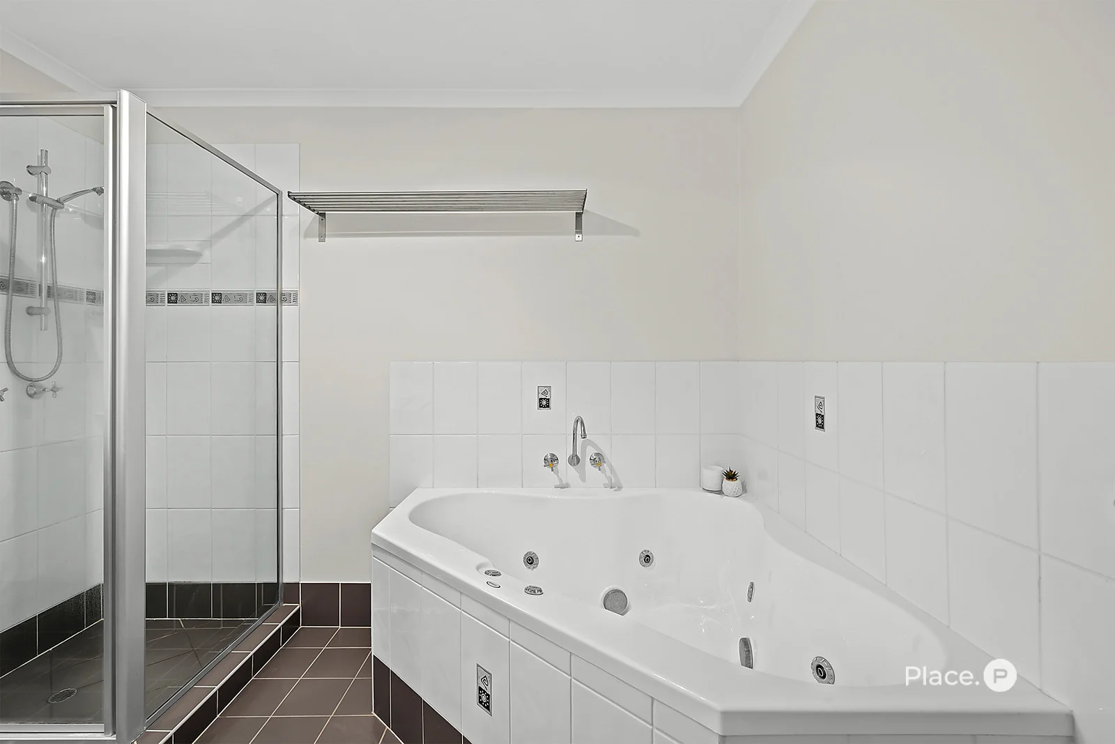 Additional image 18 of 9 Starina Court, Eatons Hill QLD 4037