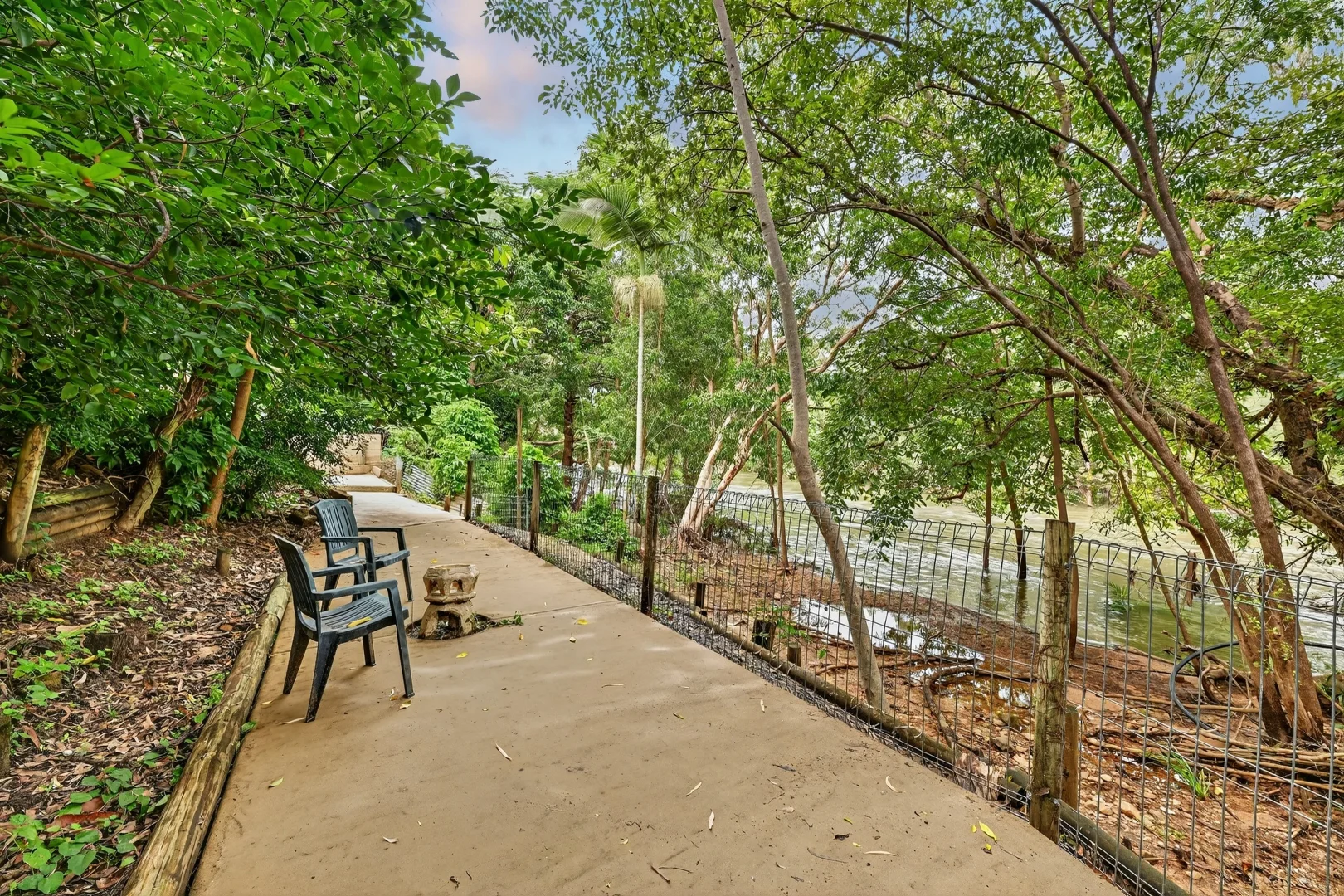 56 Peter Street, Kelso QLD 4815 photo 2