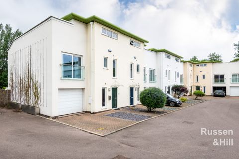 Ottaway Close, New Costessey NR5