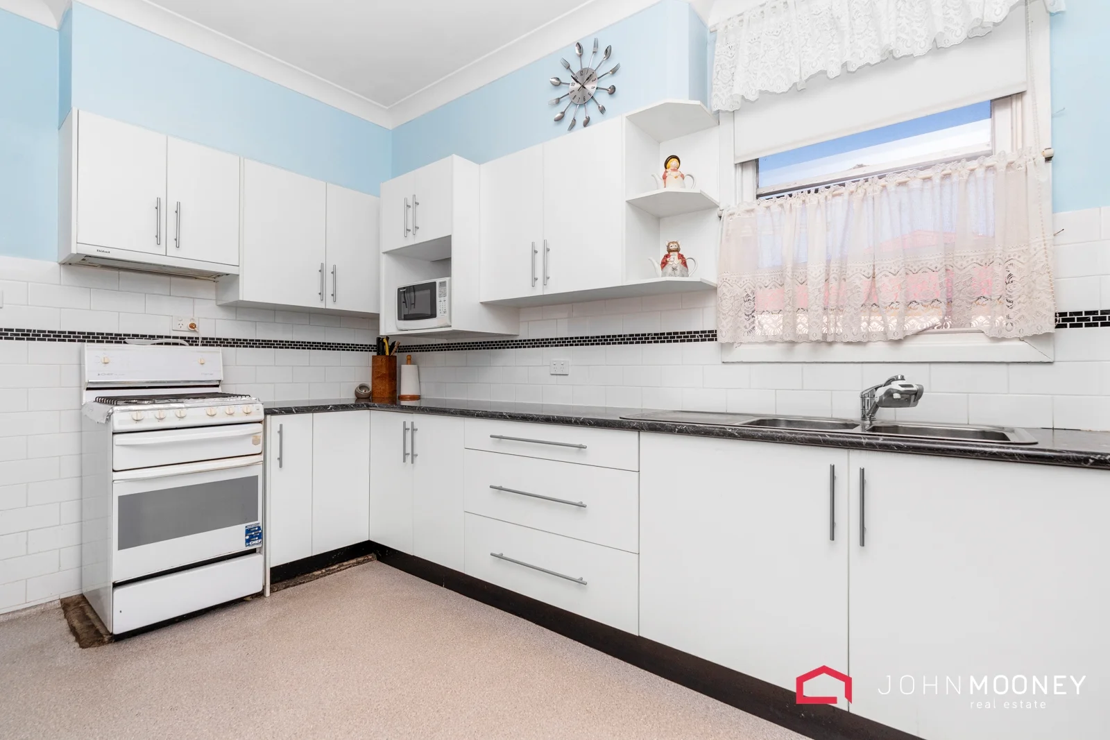 Additional image 9 of 103 Mitchelmore Street, Mount Austin NSW 2650