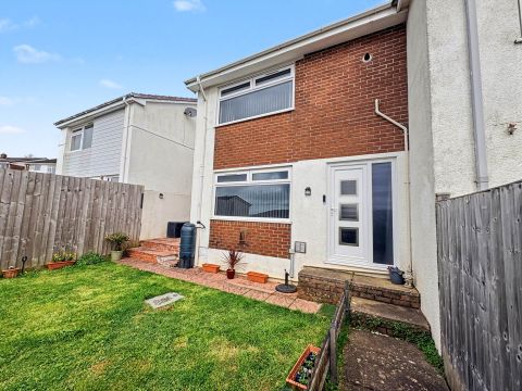 Meadow Way, Plympton PL7