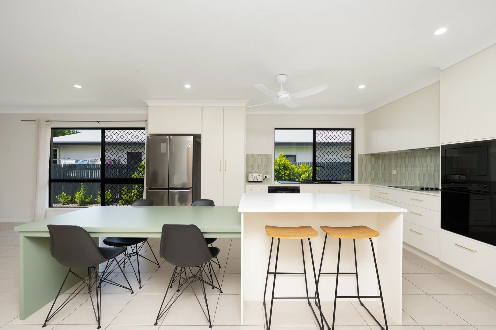 Additional image 2 of 11 Marquise Circuit, Burdell QLD 4818