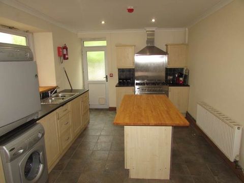 Hanover Street, City Centre, Swansea SA1