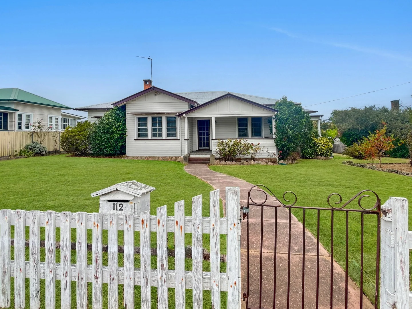 112 Molesworth Street, Tenterfield NSW 2372