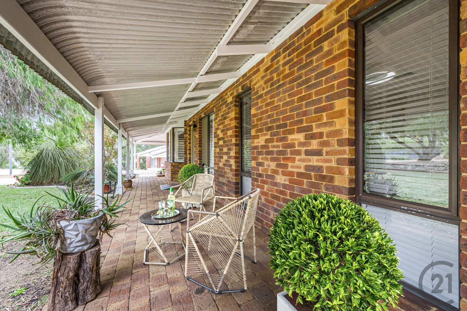 16 Ewing Crescent, Dawesville WA 6211 photo 4