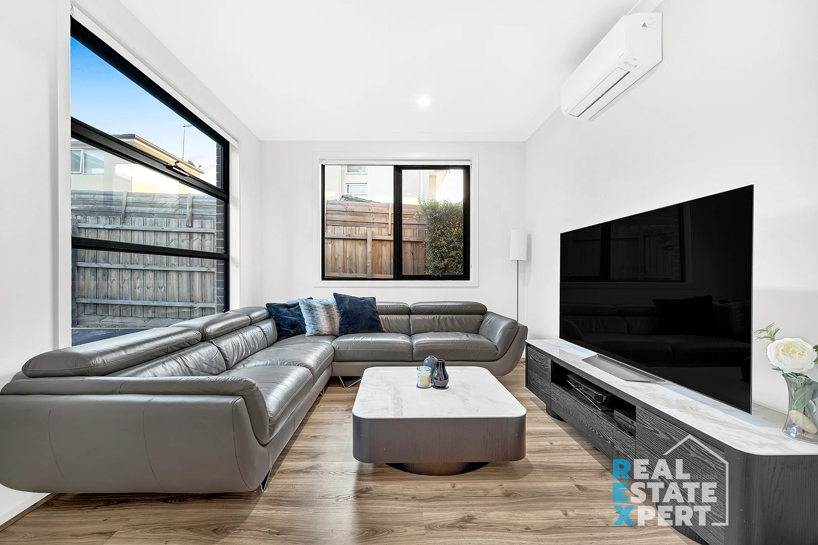 Additional image 9 of 2/69 Somerville Road, Hampton Park VIC 3976