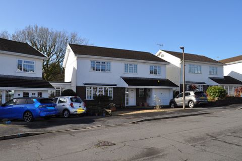 St. Andrews Close, Mayals, Swansea SA3