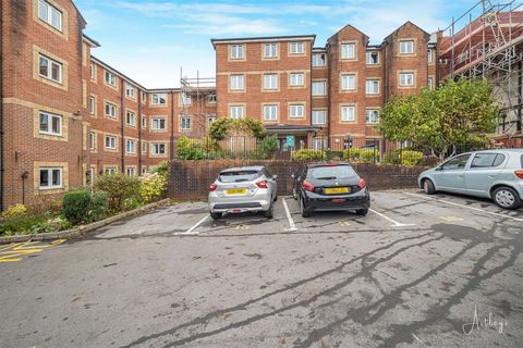 Maxime Court, Sketty, Swansea SA2