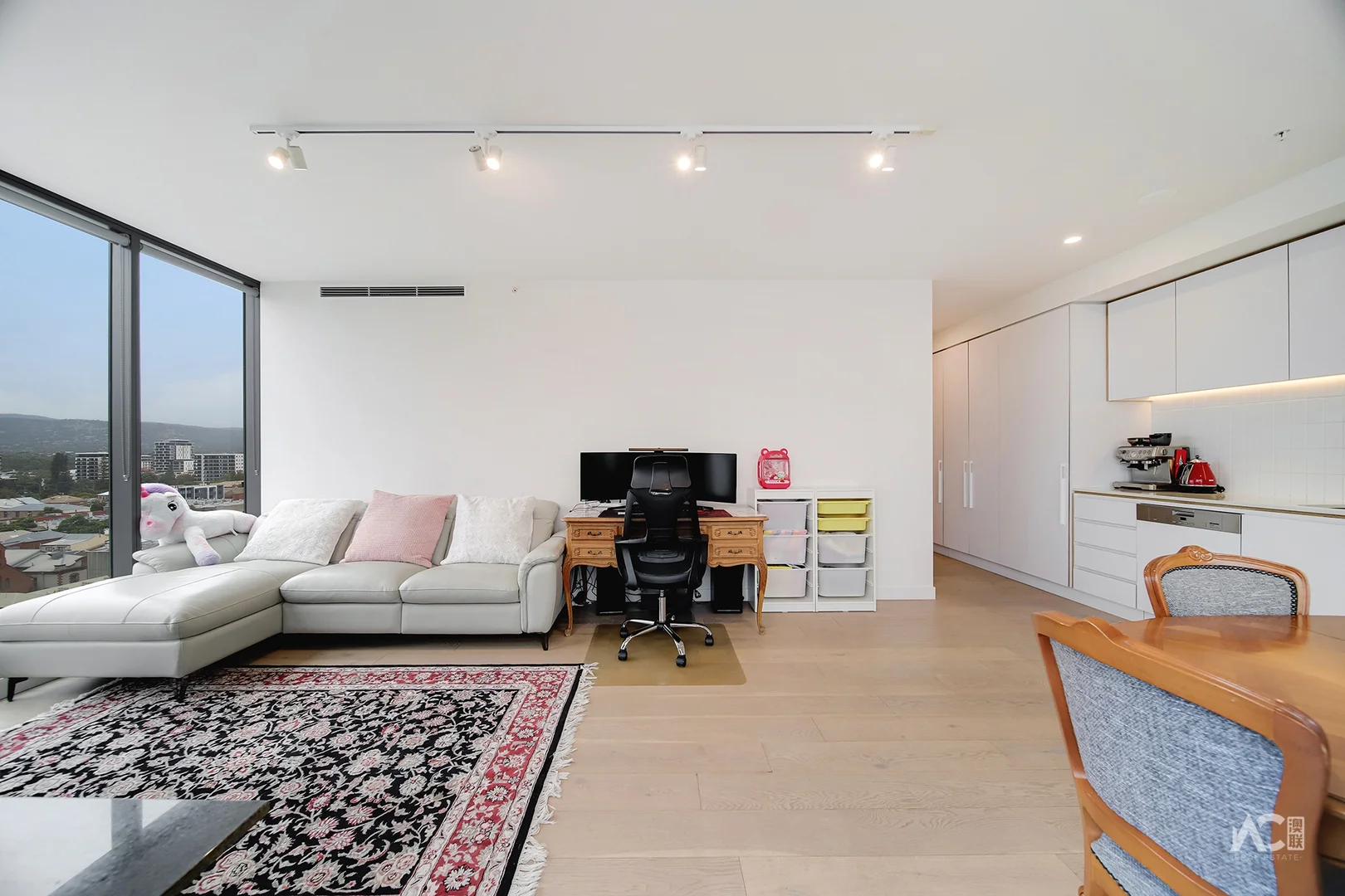 803/29 Angas Street, Adelaide SA 5000 photo 2