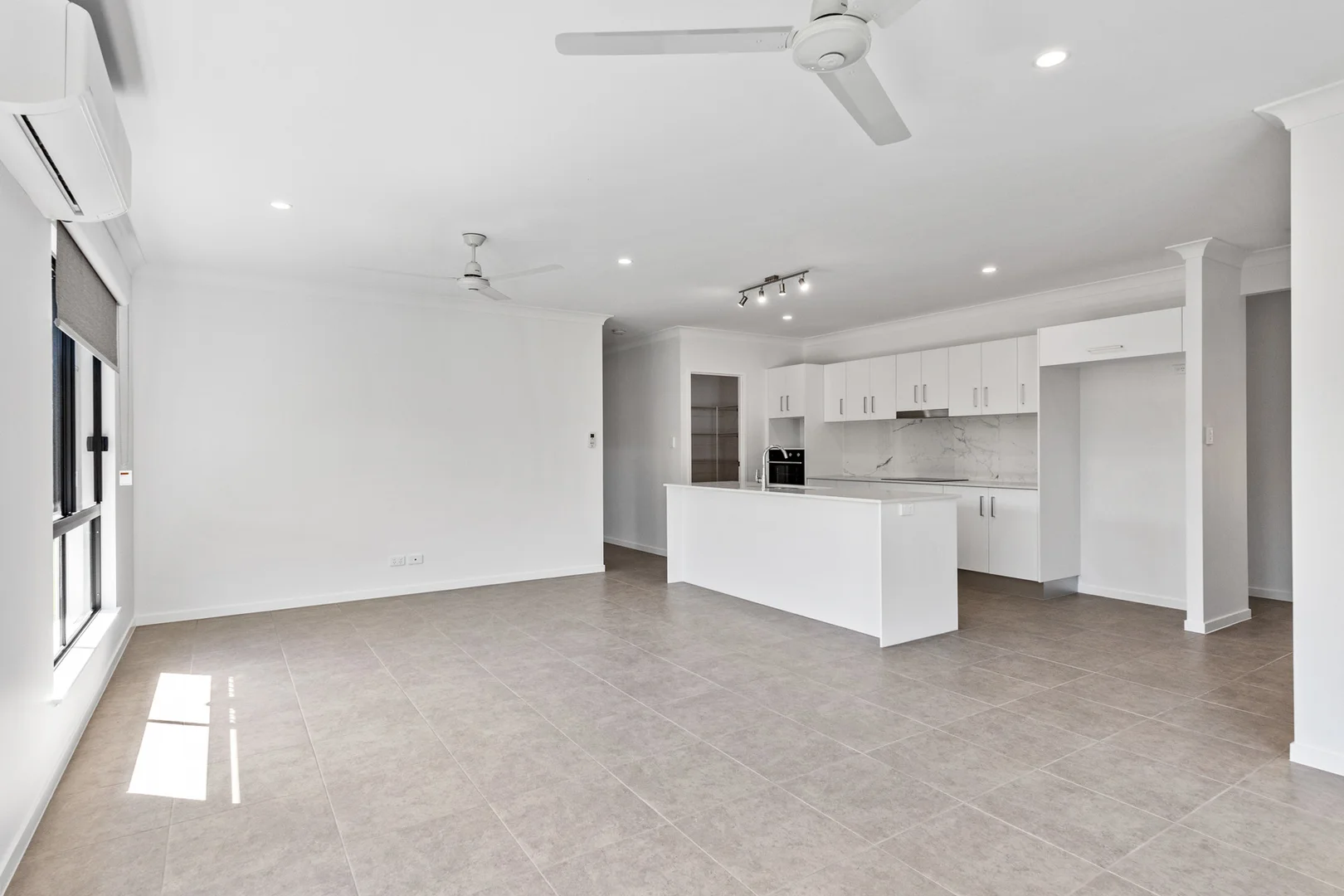46 Whyambeel Chase, Smithfield QLD 4878 photo 4