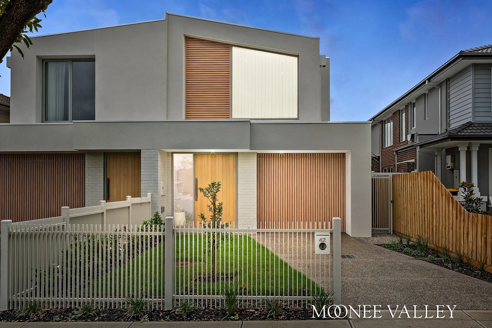 42 Wood Street, Avondale Heights VIC 3034