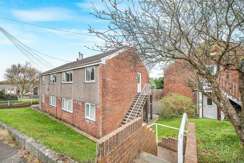 Chestnut Avenue, West Cross, Swansea SA3