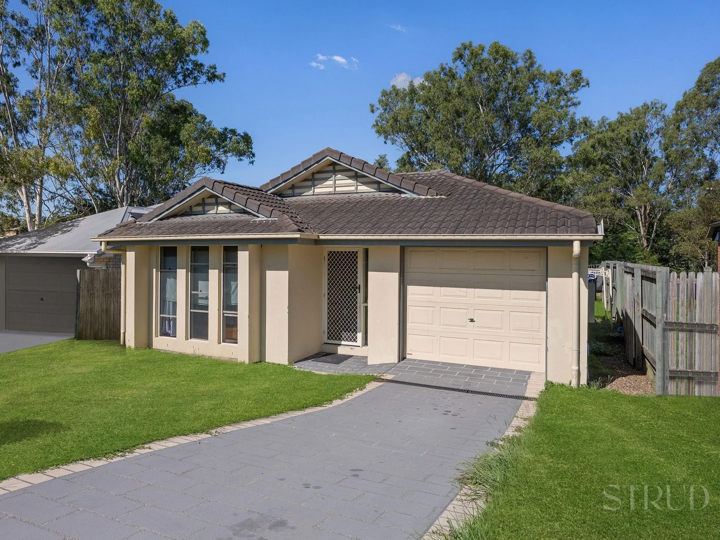27 Penrose Circuit, Redbank Plains QLD 4301
