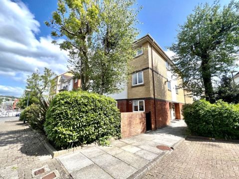 Highmoor, Maritime Quarter, Swansea SA1