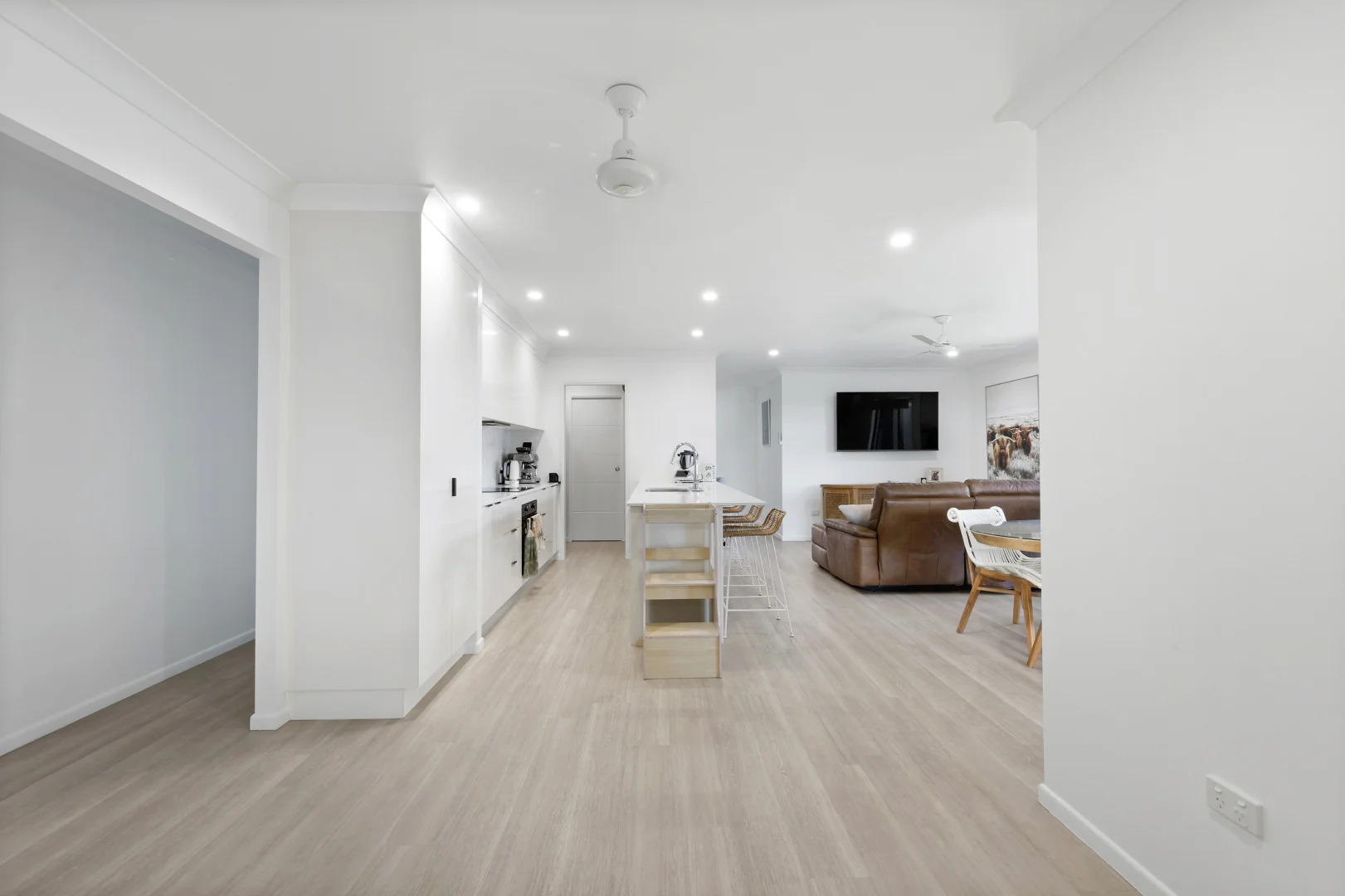 Additional image 3 of 37 Karwin Drive, Andergrove QLD 4740