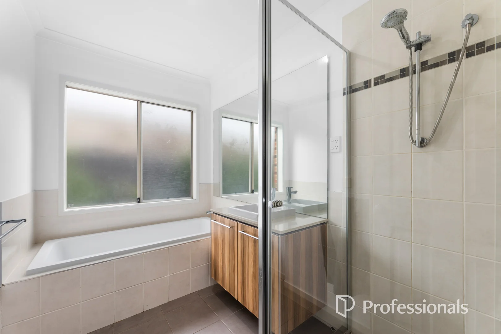 Additional image 11 of 36 Everly Circuit, Pakenham VIC 3810
