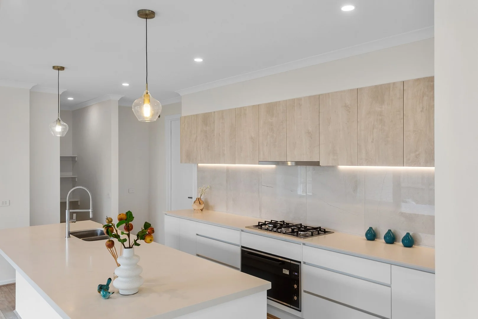 4 Ellison Street, Woodend VIC 3442