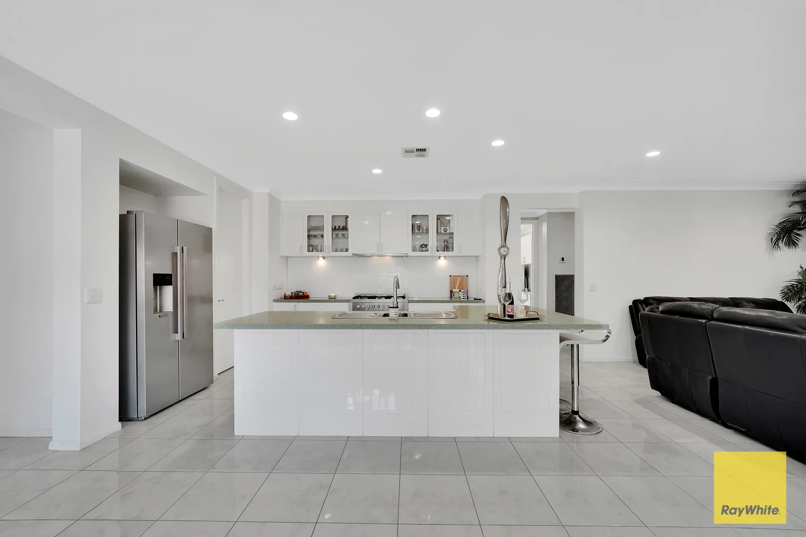 Additional image 7 of 2 Atherton Avenue, Burnside Heights VIC 3023