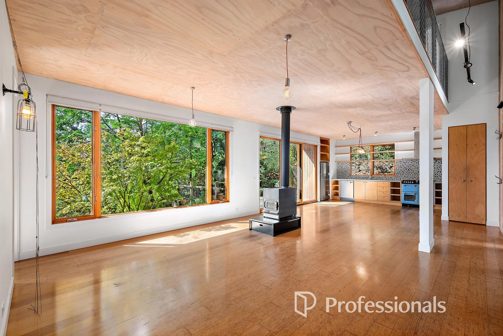 Additional image 2 of 18 Johns Crescent, Mount Evelyn VIC 3796