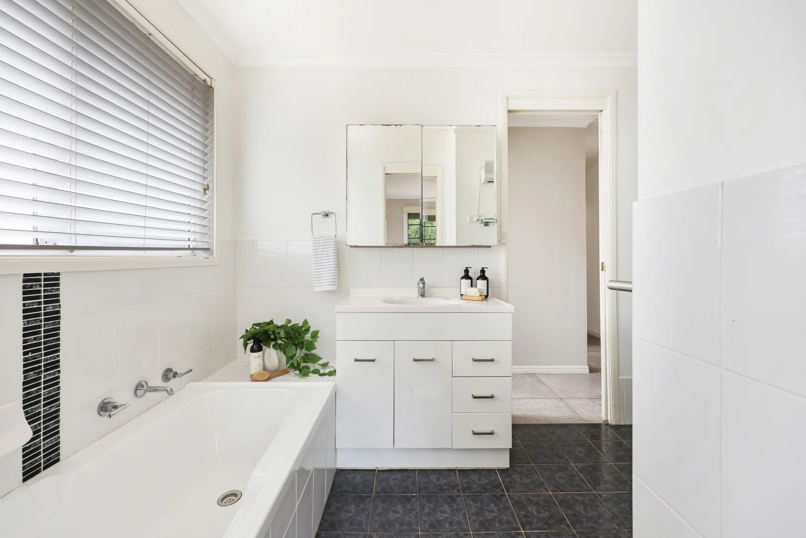 Additional image 13 of 82 St Andrews Street, Aberdeen NSW 2336