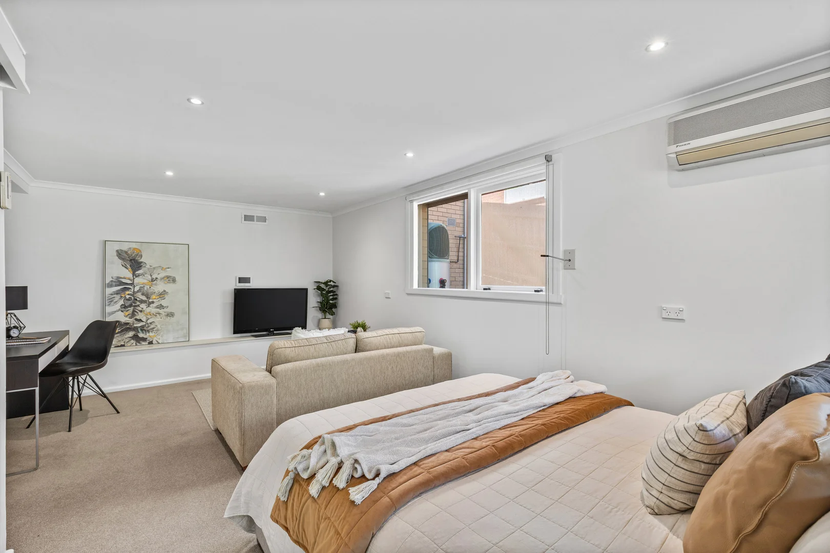 Additional image 8 of 70 Oakpark Drive, Chadstone VIC 3148