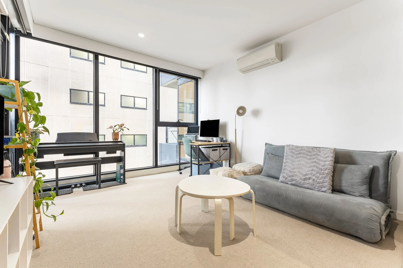 1513/50 Albert Road, South Melbourne VIC 3205