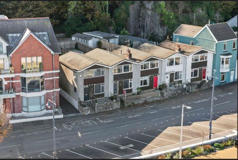 668A Mumbles Road, Swansea SA3
