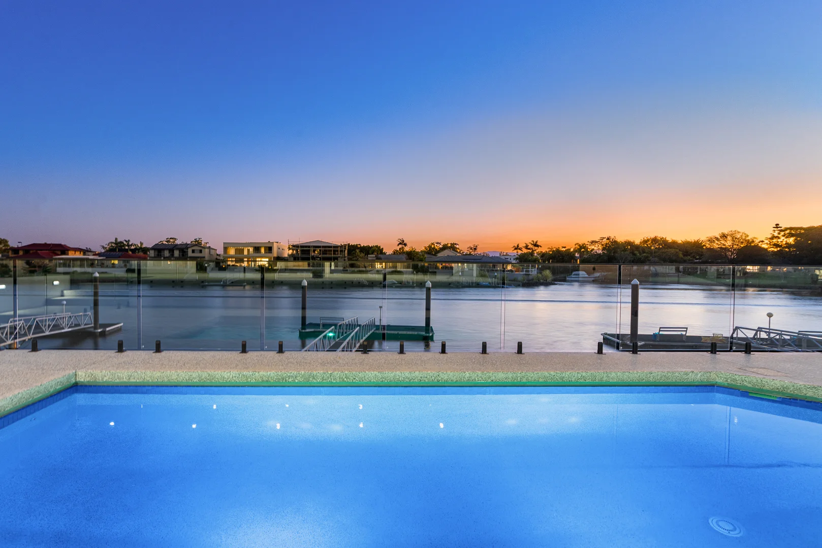 Additional image 18 of 125 Sir Bruce Small Boulevard, Benowa Waters QLD 4217